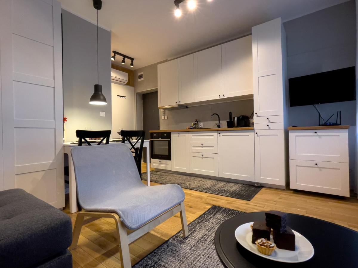 Urabn Apartments Studio With Garden No 2A Chorzow Katowice Free Private Parking, Self Check-In エクステリア 写真