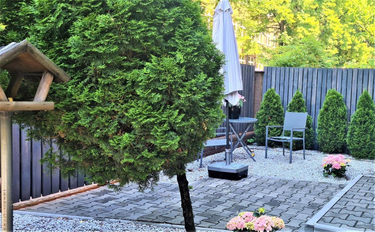 Urabn Apartments Studio With Garden No 2A Chorzow Katowice Free Private Parking, Self Check-In エクステリア 写真